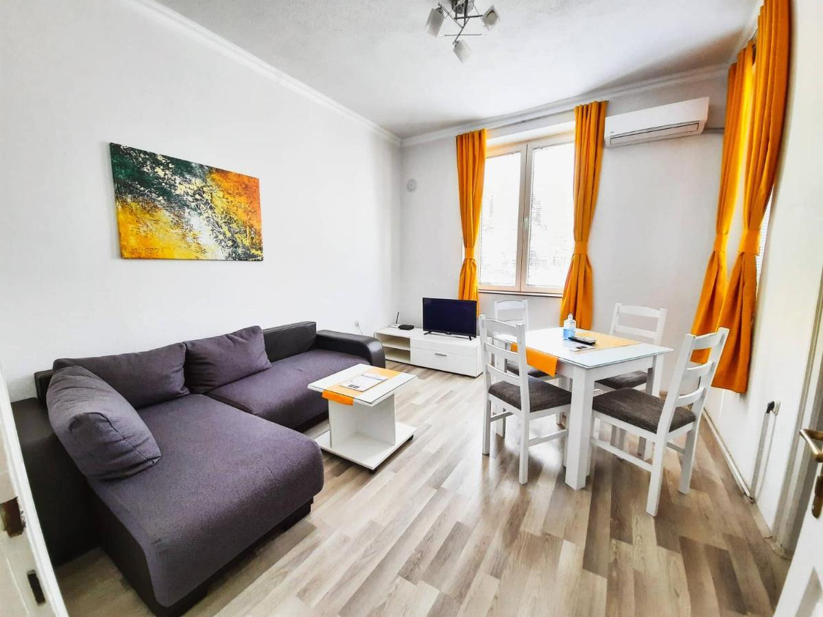 Darki Apartment - Bazaar Location With Free Parking โอครีด ภายนอก รูปภาพ