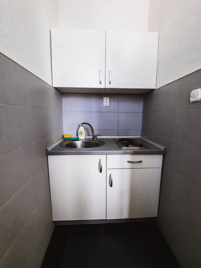 Darki Apartment - Bazaar Location With Free Parking โอครีด ภายนอก รูปภาพ