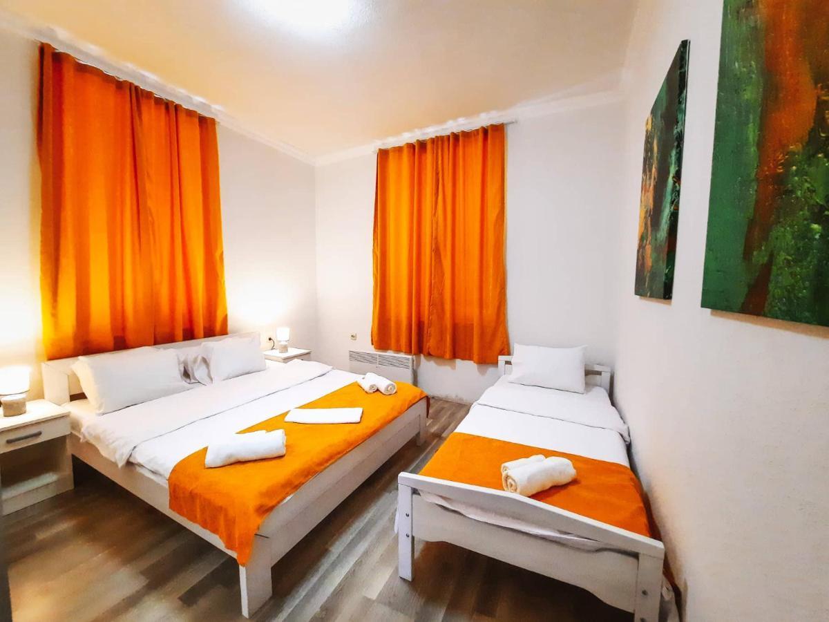 Darki Apartment - Bazaar Location With Free Parking โอครีด ภายนอก รูปภาพ